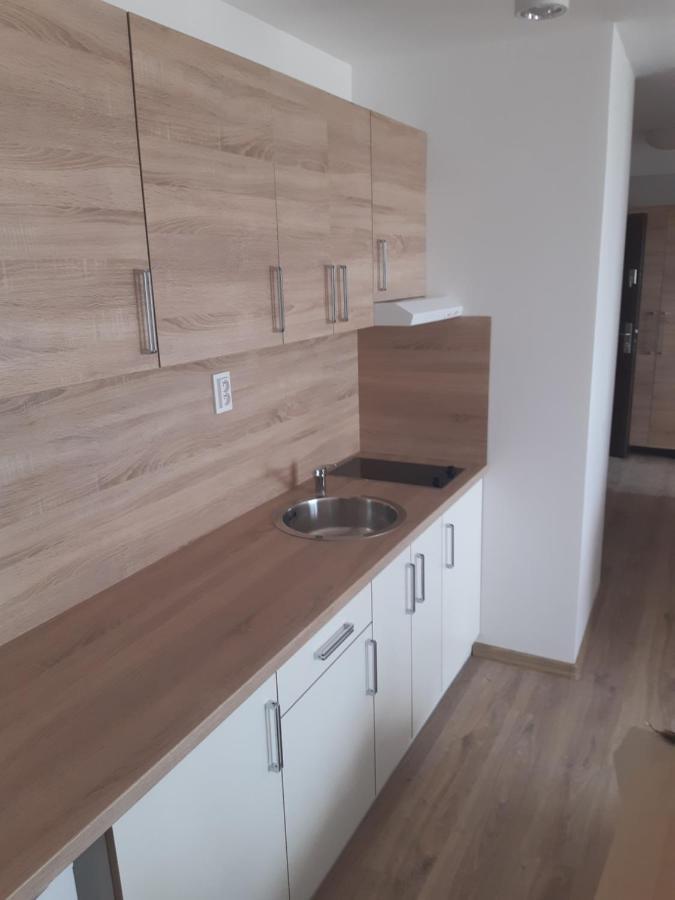 Hotel Felicia Kaluza Bagian luar foto