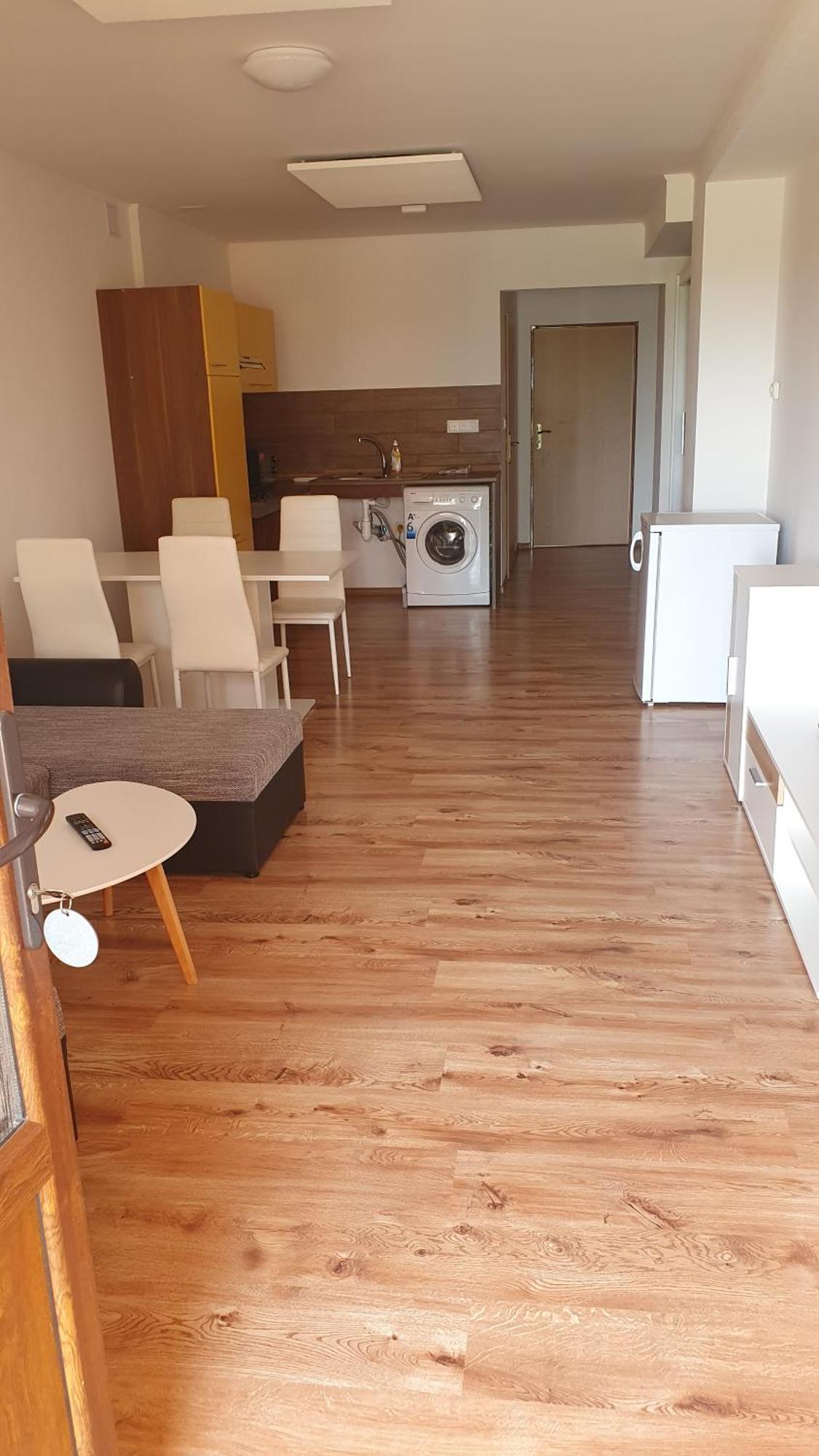 Hotel Felicia Kaluza Bagian luar foto