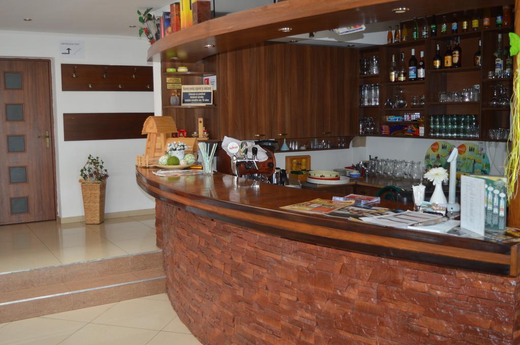 Hotel Felicia Kaluza Bagian luar foto
